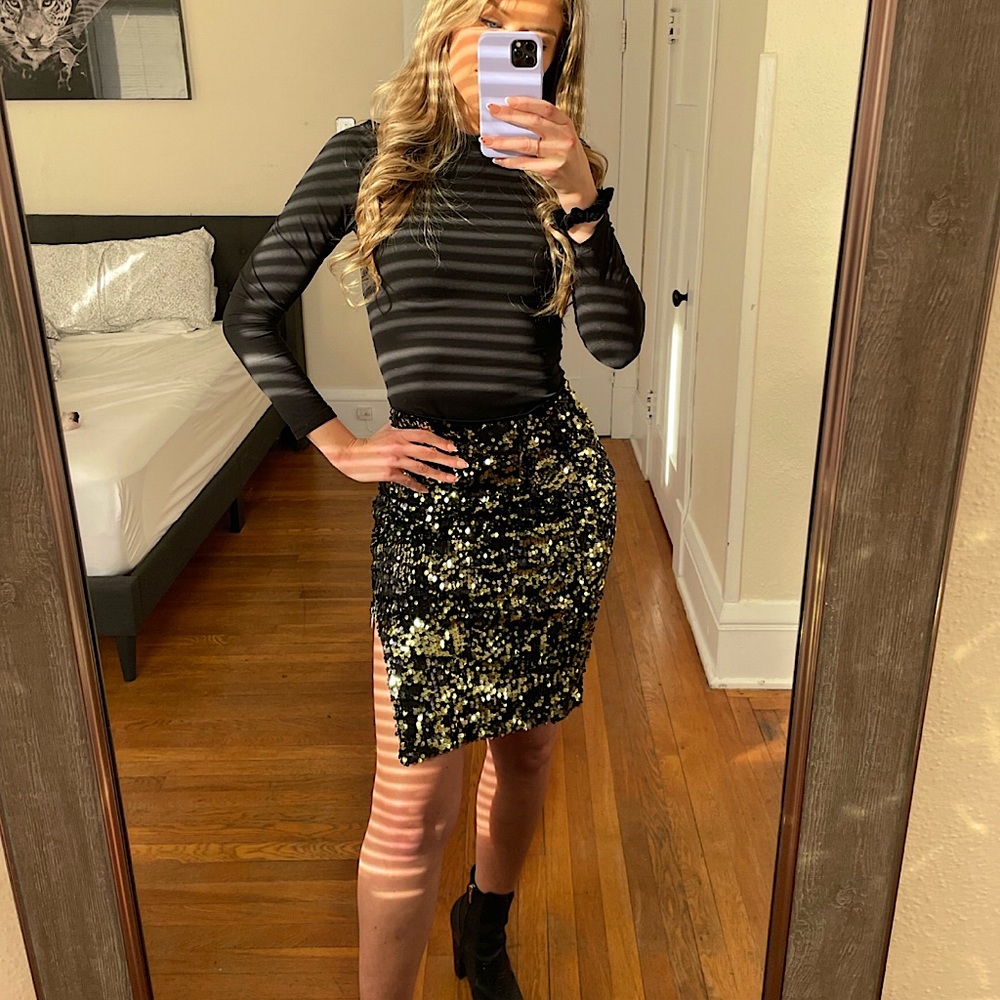 Black and gold sequin zip up skirt